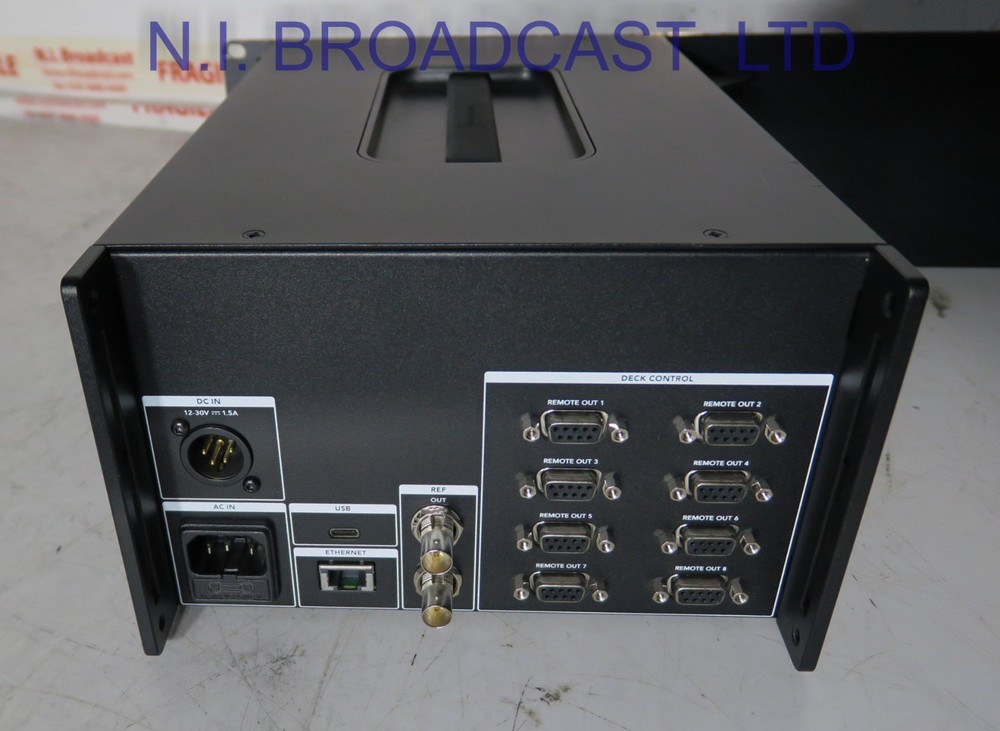 Blackmagic Hyperdeck 8channel  extreme control unit