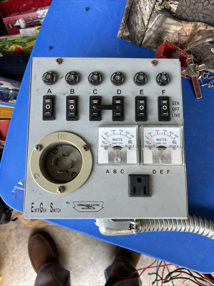 EmerGen Switch 30-Amp Transfer Switch
