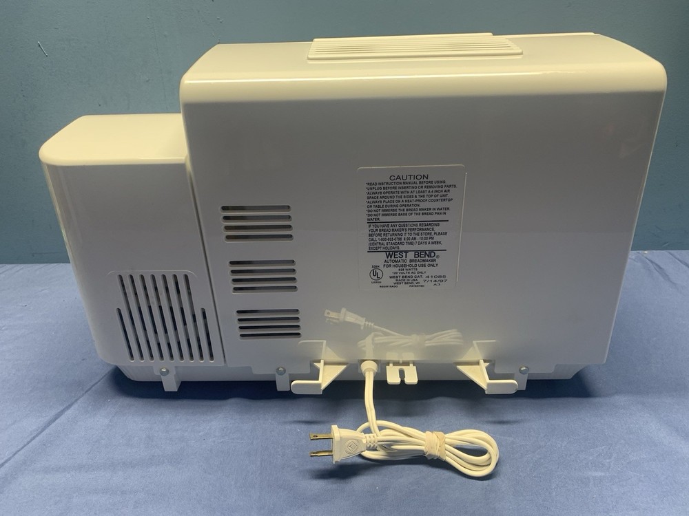 West Bend Bakery Style Automatic Bread Dough Maker 2 Lb Capacity 41085 Made USA