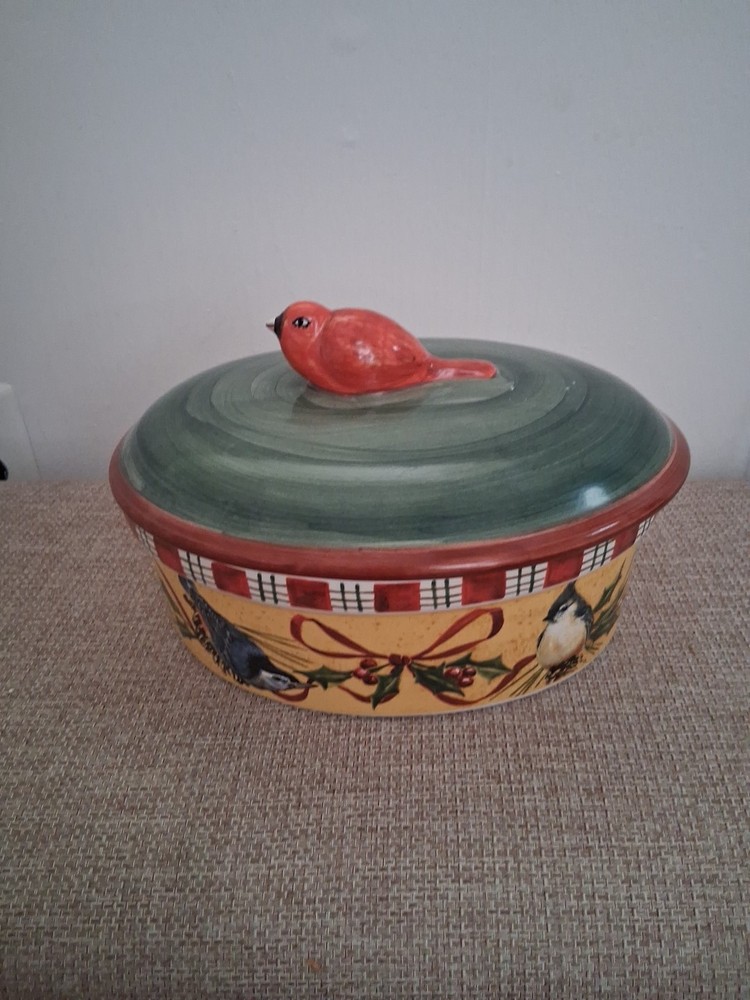 Lenox Winter Greetings Earthenware 3 Qt Oval Buffet Serving Casserole with Lid