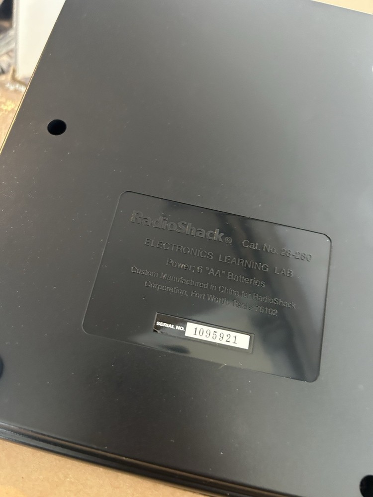 Radio Shack ELECTRONICS LEARNING LAB 28-280 Complete Course in Electronics