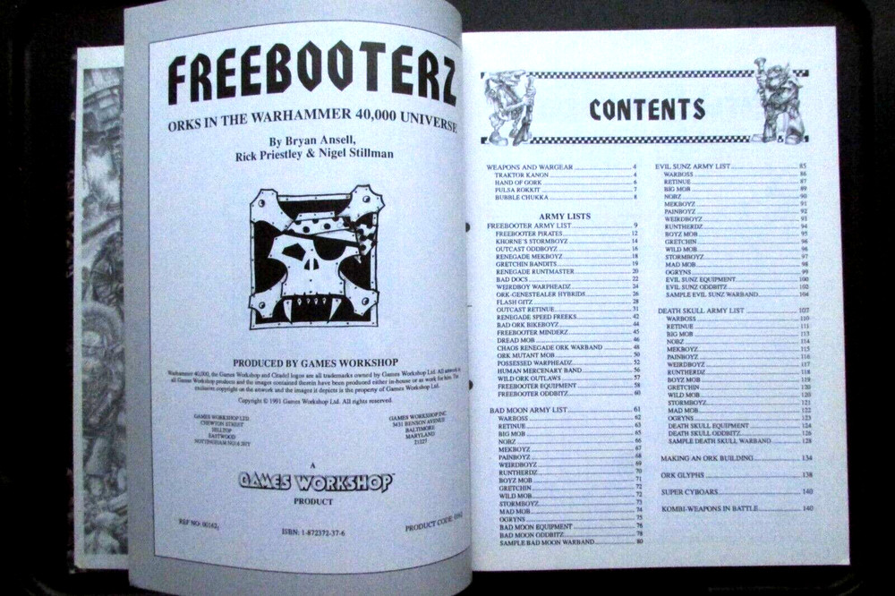 OOP Citadel / Warhammer 40k / Rogue Trader Space Orks Freebooterz Hardback Book