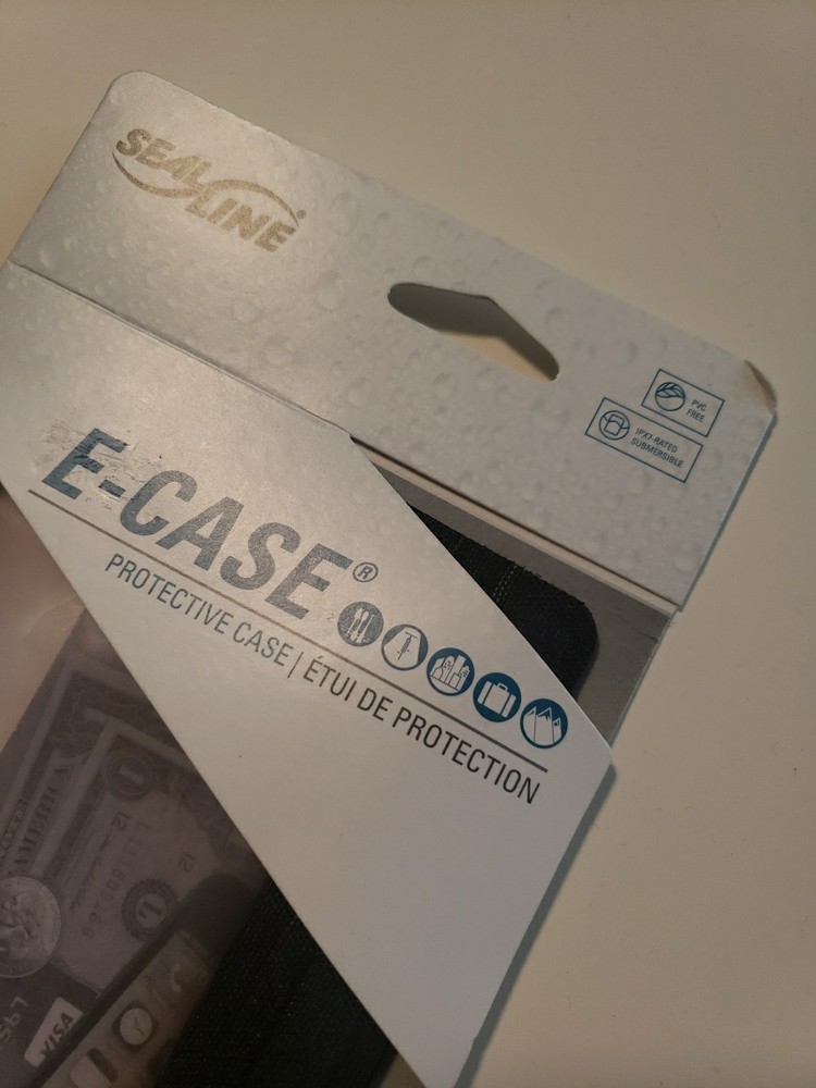 NIB Seal Line (Cascade Designs) Waterproof Protective E-Case - Small Color Black