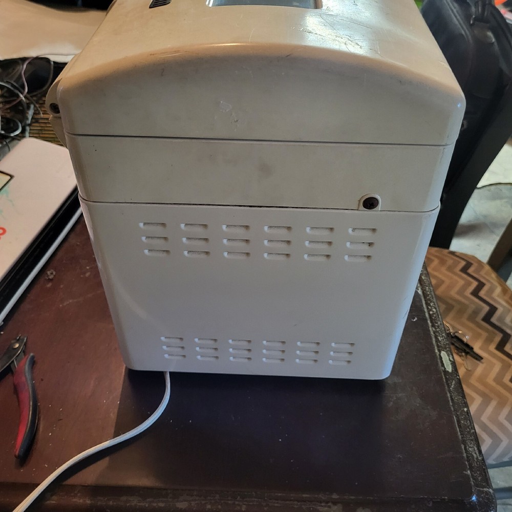 Tested 💥 Retro 💥 Sunbeam Oyster Model 4810 Automatic Bread Maker Machine