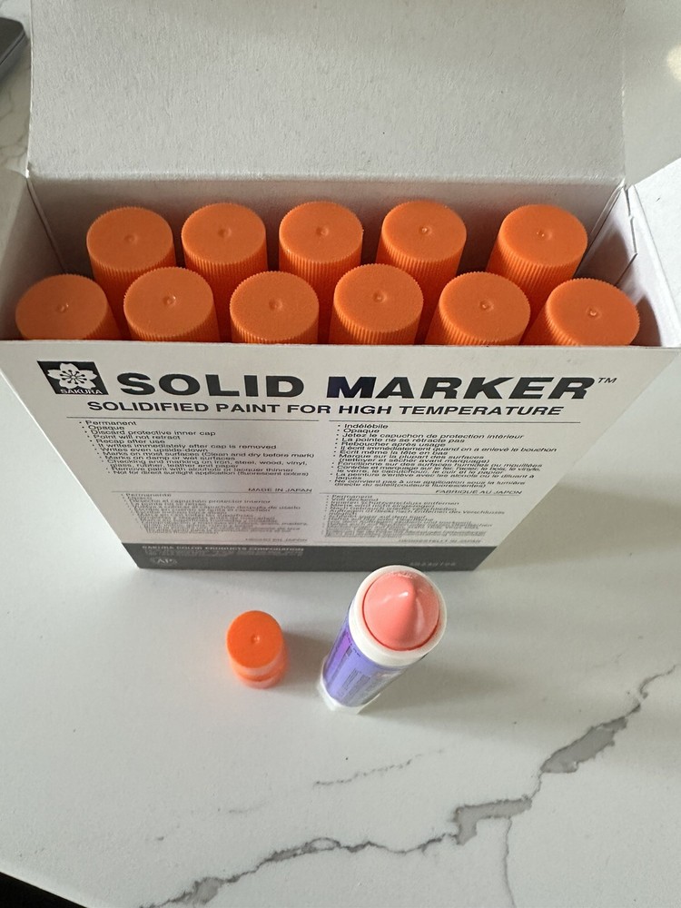Sakura Orange Solid Paint Marker 12 Pc Set Dozen Twist Up XSC Regular Barrel