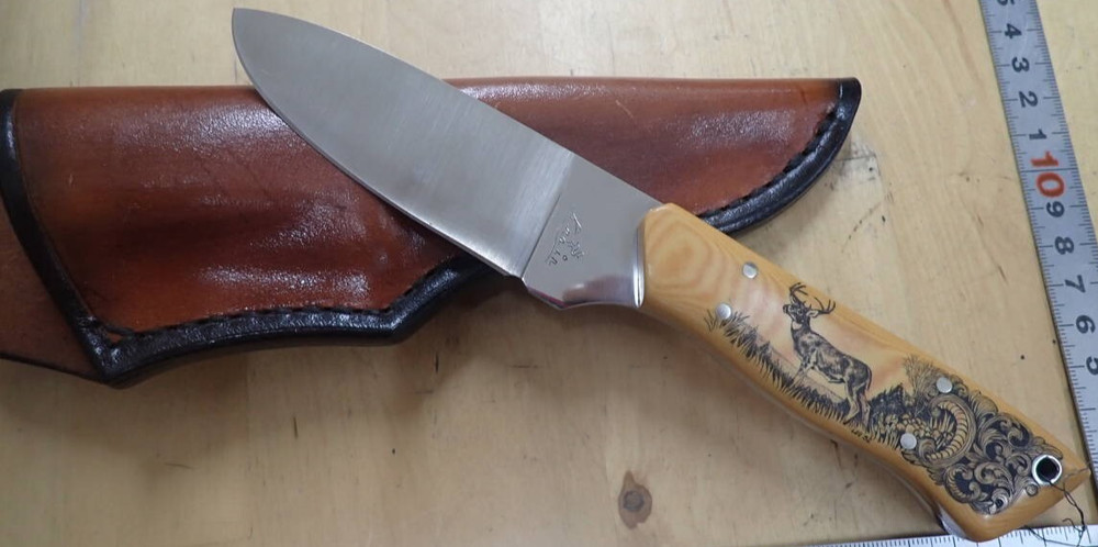 Jack crain sheath knife scrimshaw without box