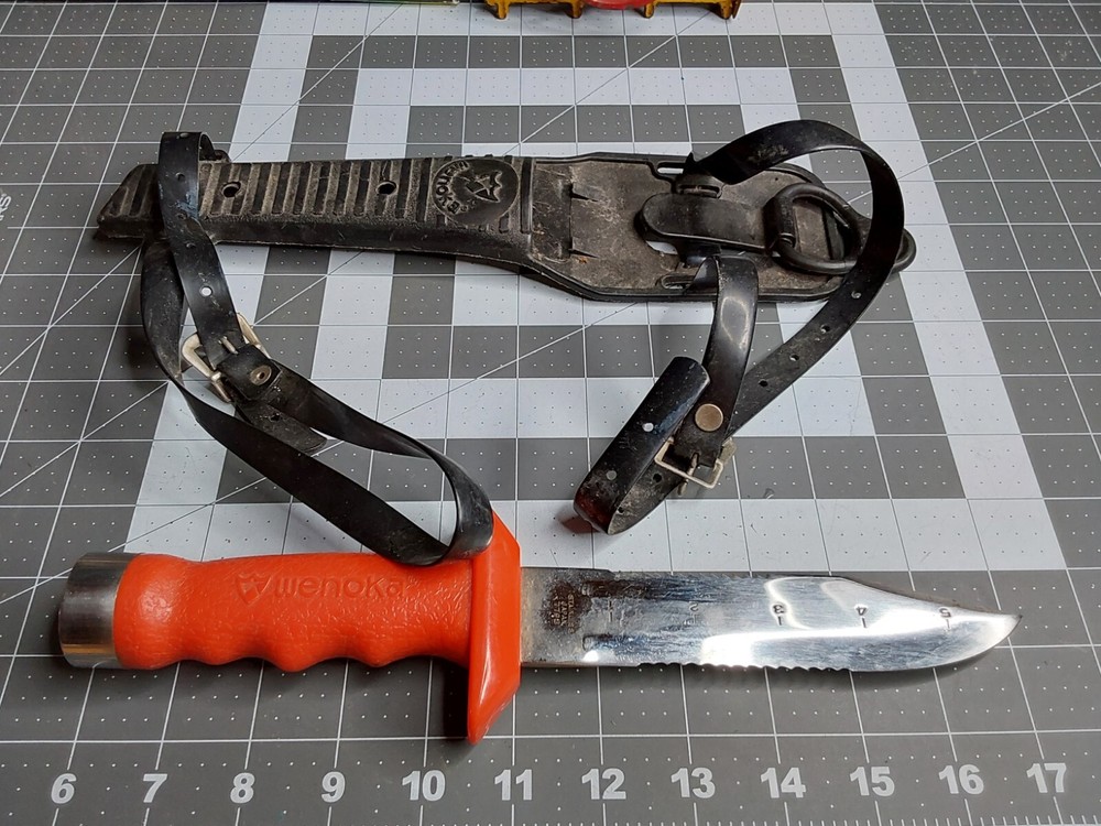 Wenoka Divers Knife Fixed Blade Model 7793