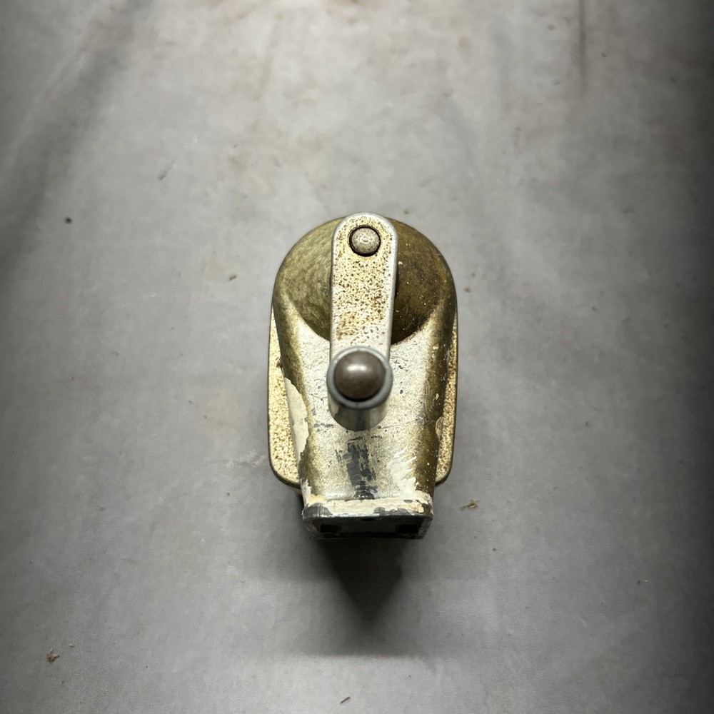 VINTAGE APSCO MIDGET YELLOW PENCIL SHARPENER