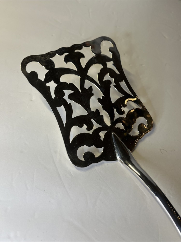 VTG 1996 International Silver Co. Silver Plated Asparagus Server