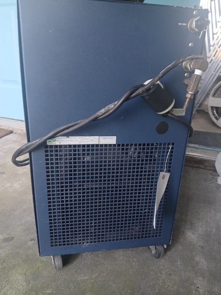 NESLab Cool Flow Laboratory Recirculating Water Chiller CFT-75 PD-1 Pump