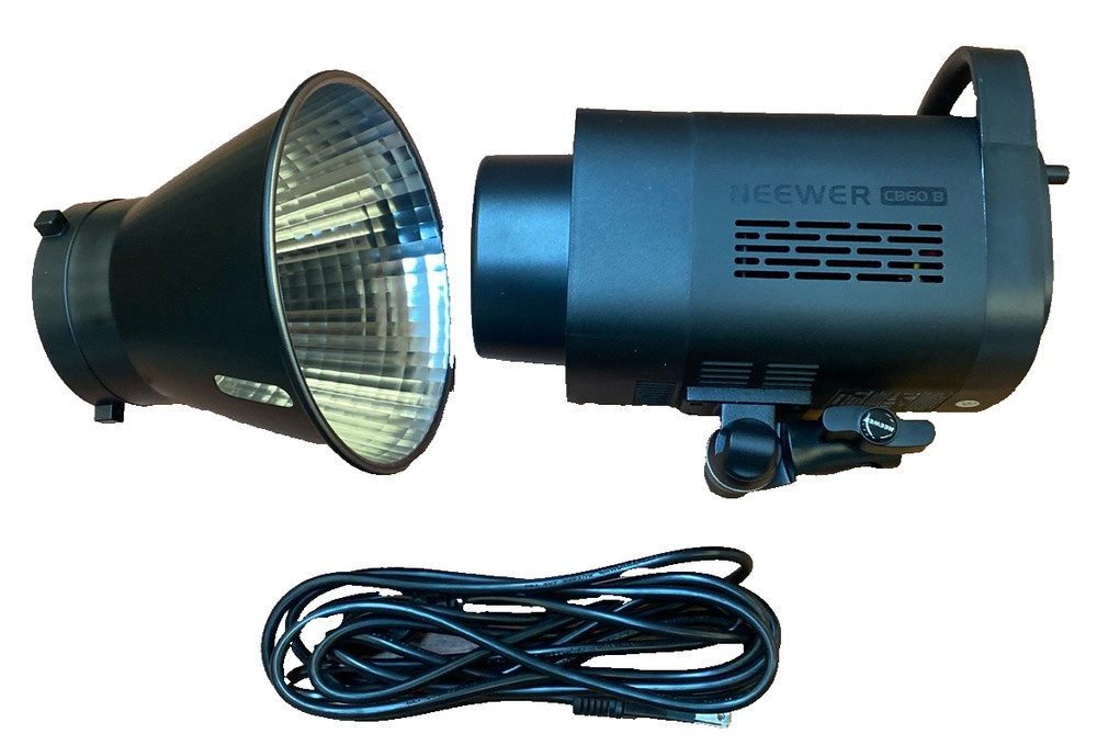 NEEWER CB60B Video Light