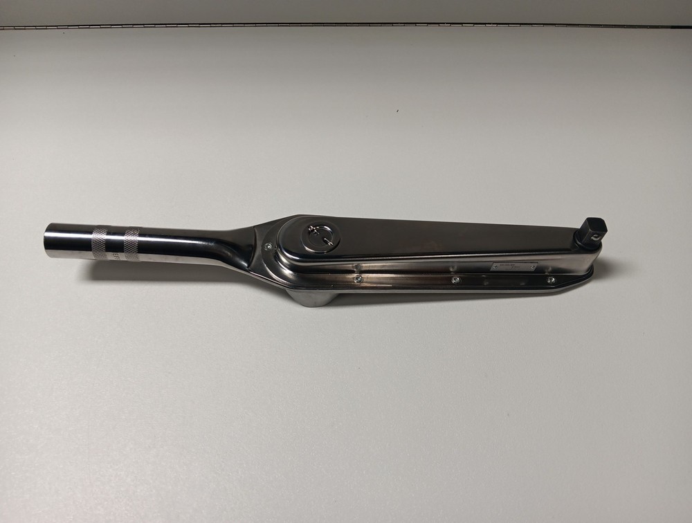 PRECISION INSTRUMENTS D3F100FM DIAL TORQUE WRENCH