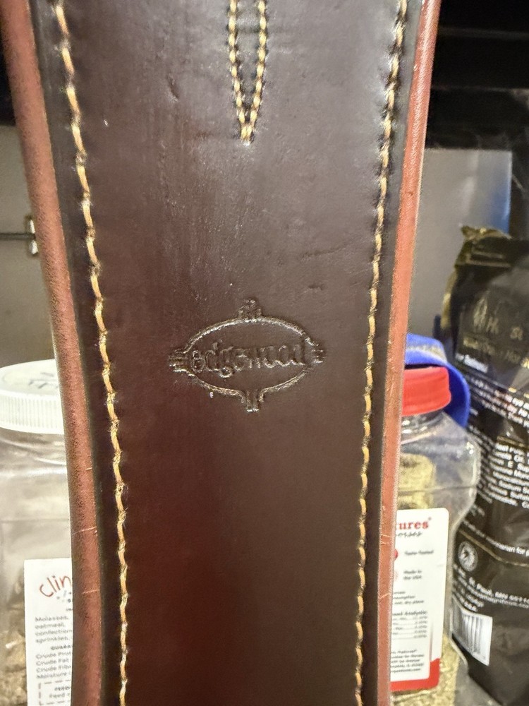 Edgewood Hunter Jumper Girth Size 52