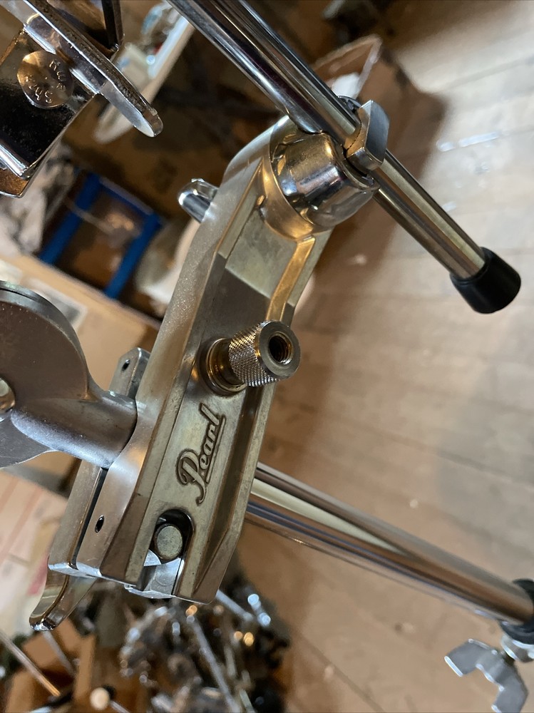 Pearl 32 Chimes, Cow Bell, Bracket Percussion