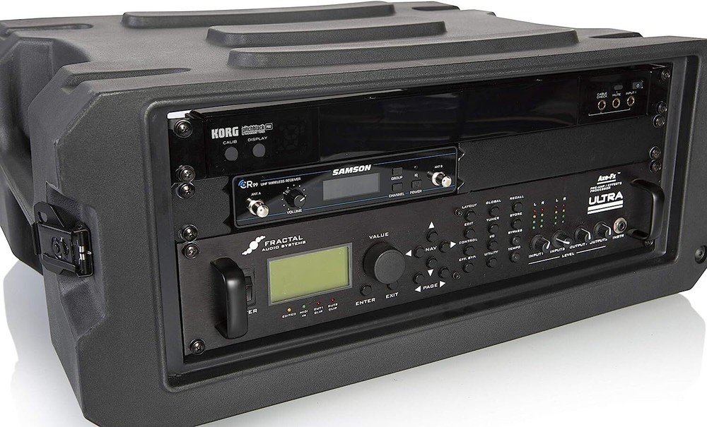 Gator Cases Pro Series Rotationally Molded 4U Rolling Rack Case with 19" Depth