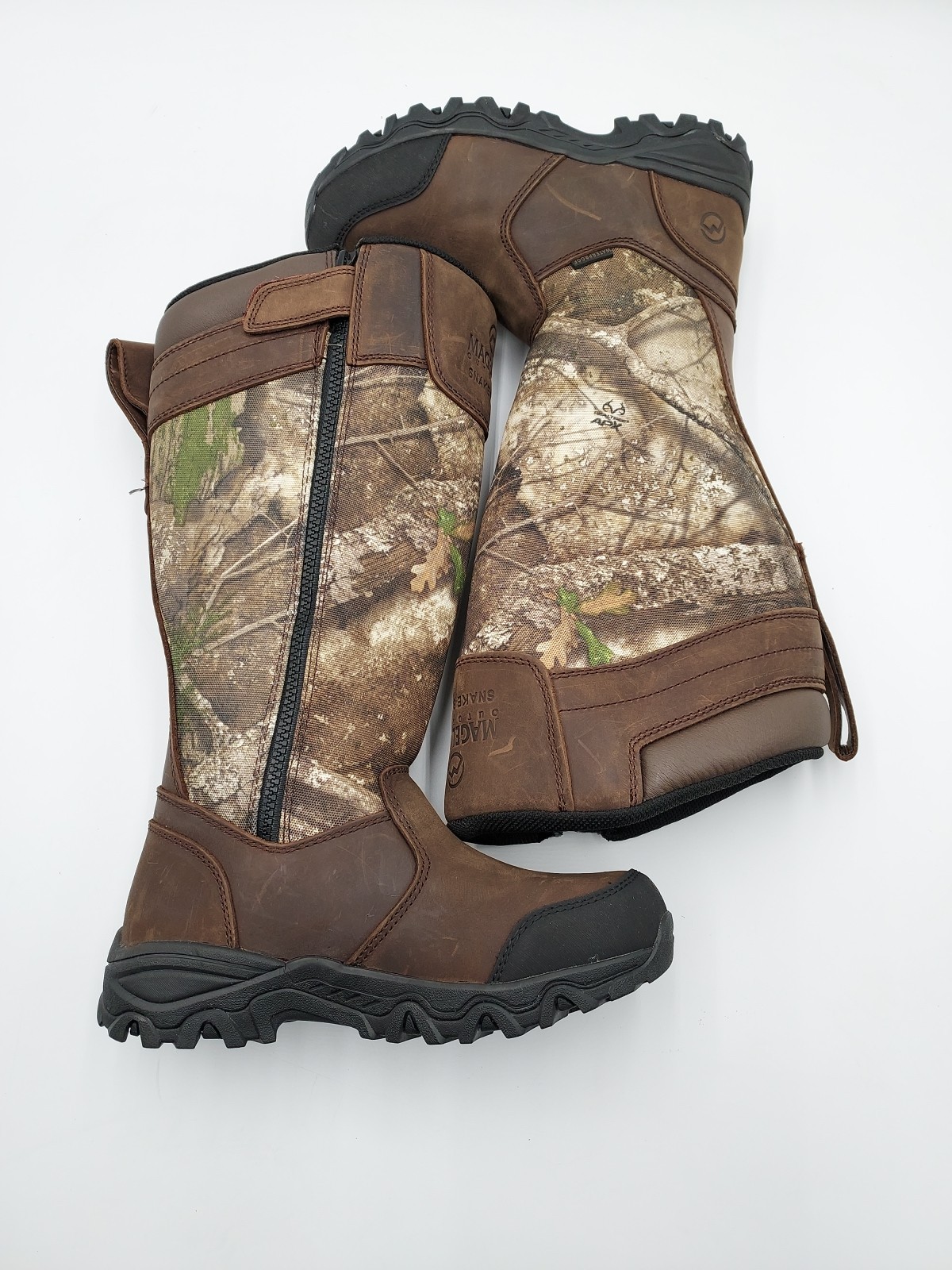 Magellan Outdoors Womens Sz 6B Snake Shield Armor 3.0 Realtree Edge APX (K4-D4)