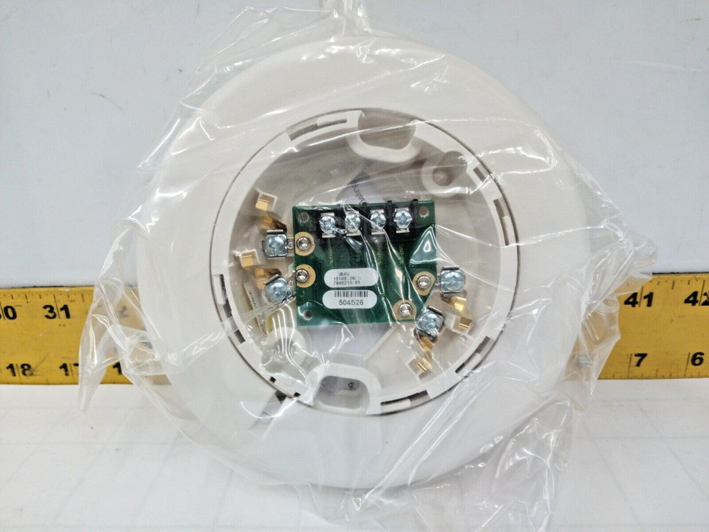 NEW EDWARDS ANALOG DETECTOR BASE WITH ISOLATOR IB4U