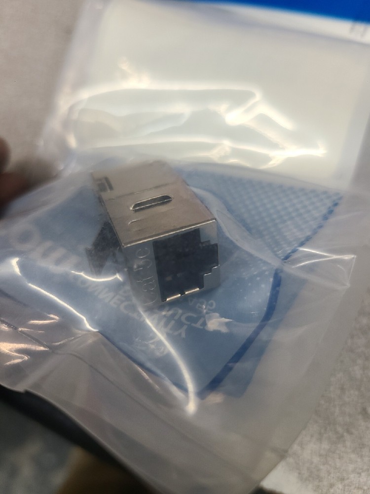 L-COM TDG1026KS-C5E Adapter *Ma13