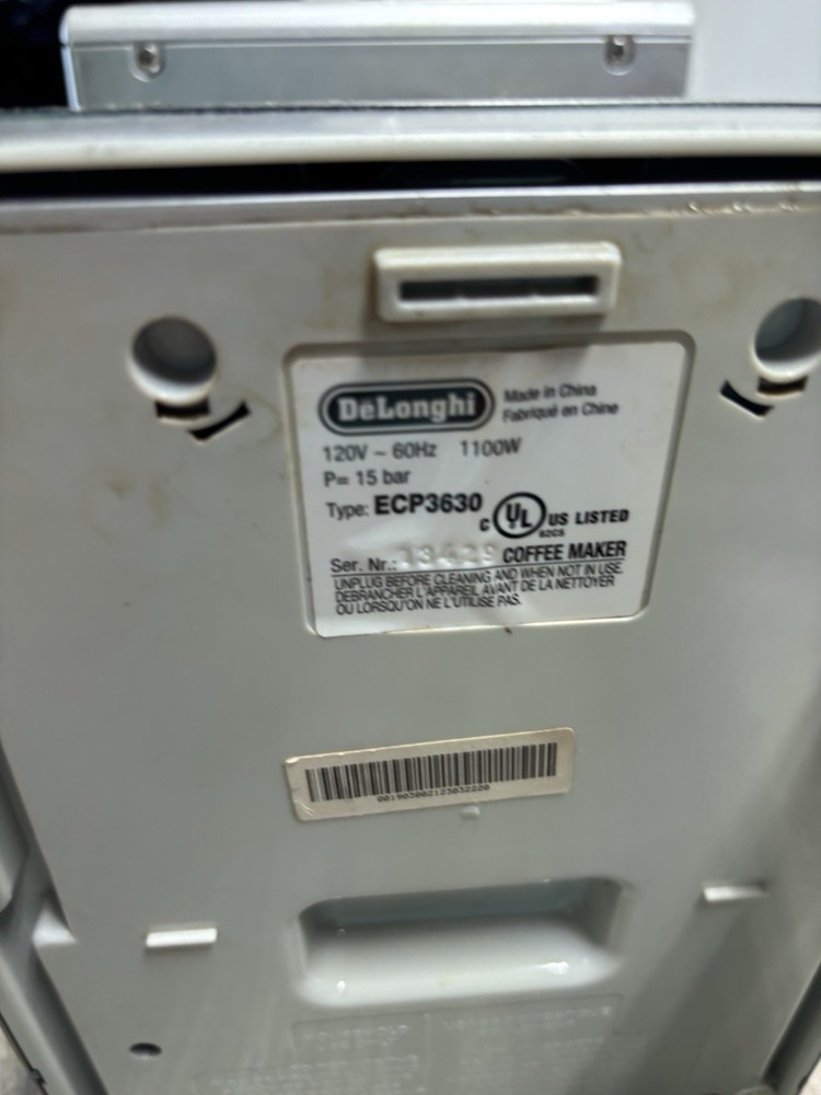 DeLonghi ECP3630 Espresso Machine Cappuccino Maker Silver