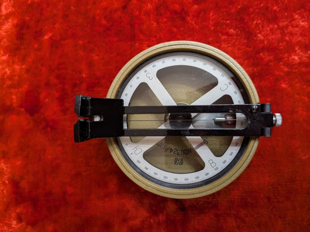 Vintage soviet compass 1978 (Bussol Schmalkalder BSh-1)