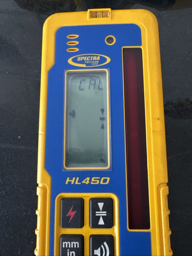Spectra Laser Level LL300S w/HL450Receiver