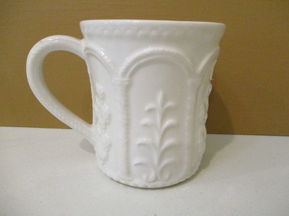 PRESENT TENSE TORCELLO MUG 3 1/2"  1305C