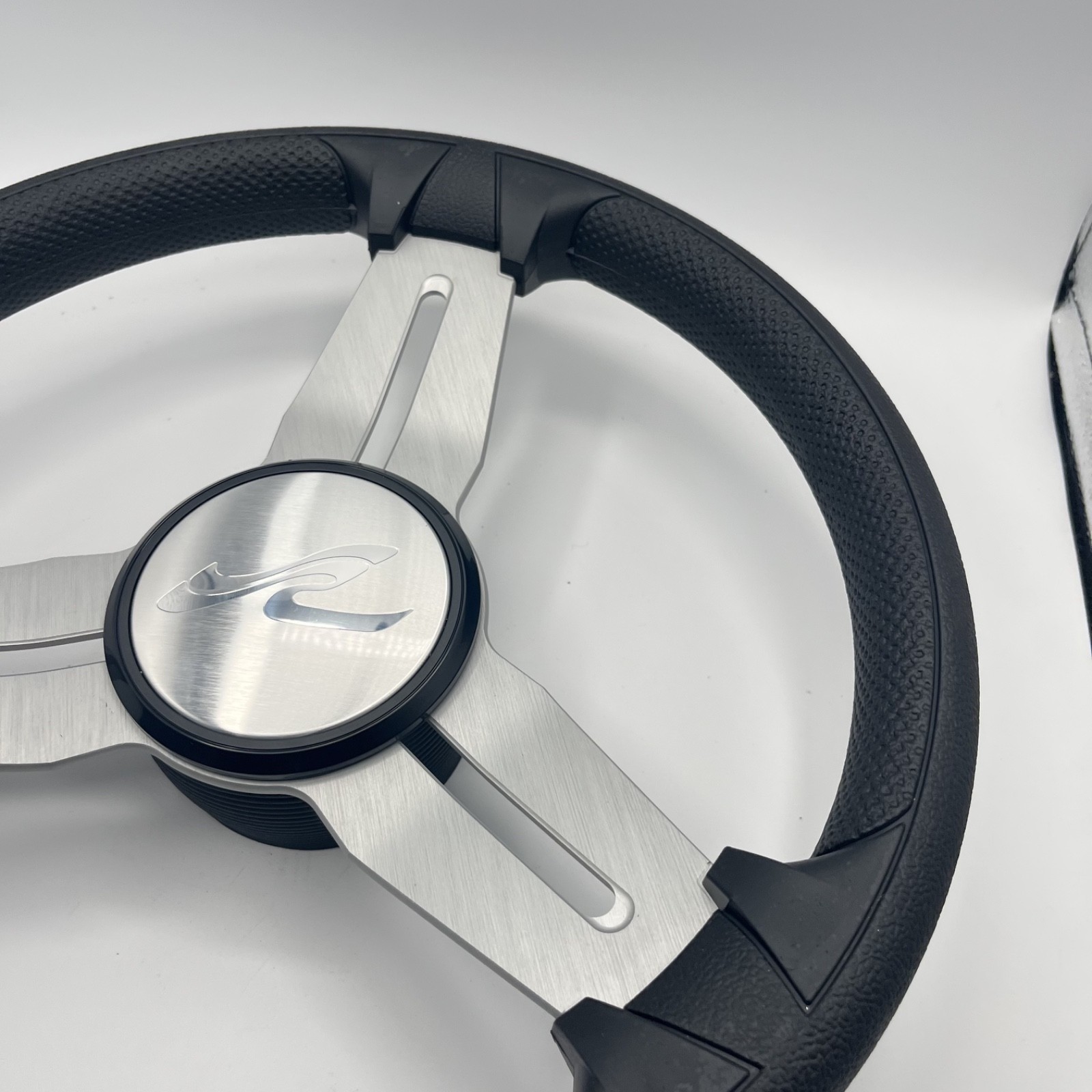 Model 15 Marine Steering Wheel Brush Alum Spokes | Sea Ray Boats Logo | KEYED