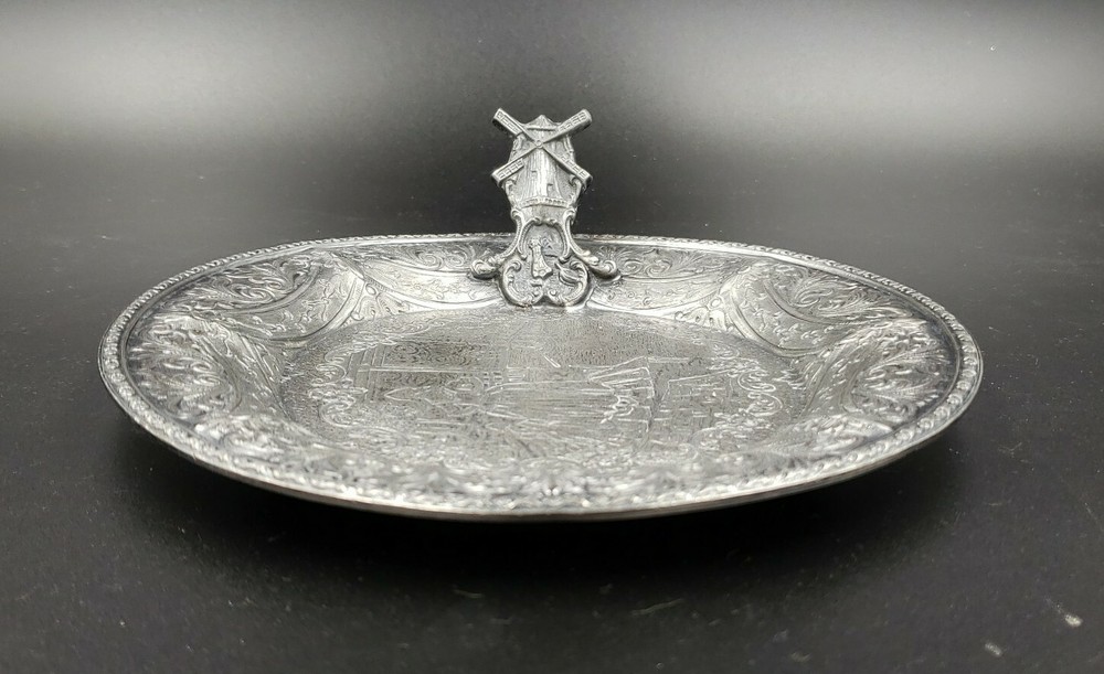 7" Round Silver Plated Hand Engraved Derby & Co. Nappy Dish 20