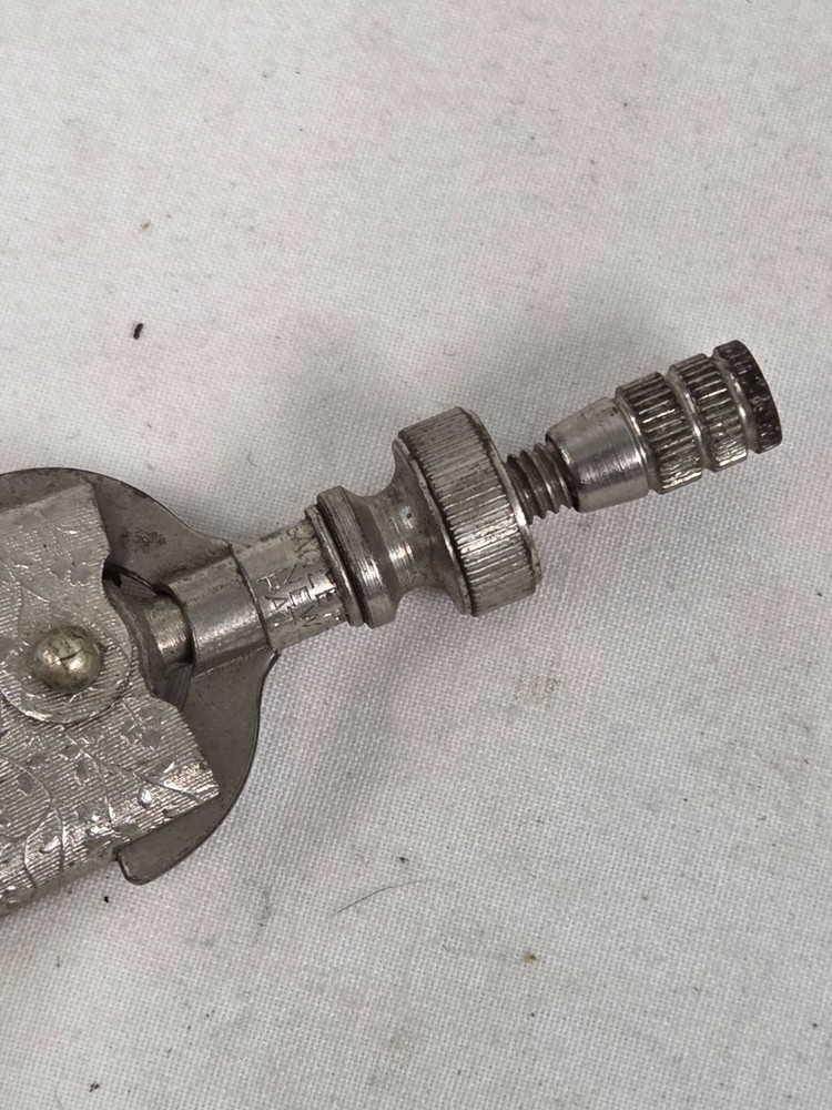 Antique Drawing Drafting Compass Eagle Pencil Co. Foral Ornate 569