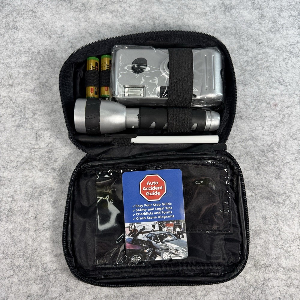 Auto Accident Emergency Kit Flash Camera Guide Pen Flashlight Case Bag Roadside