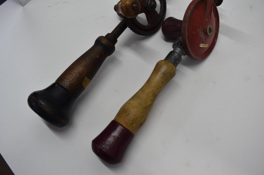 TWO VINTAGE EGG BEATER STYLE MANUAL HAND DRILLS DRILL BITS