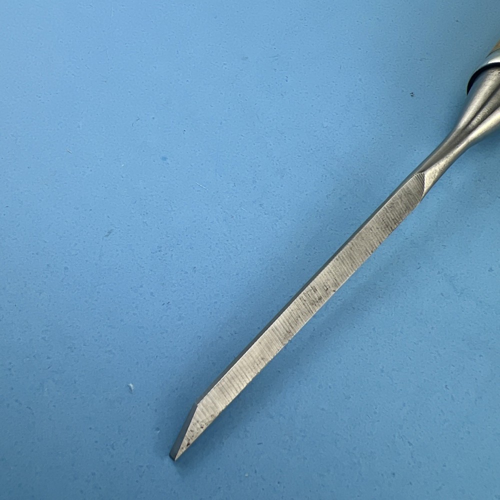 VINTAGE RARE SMALL 1/8'' WIDTH MARPLES CHISEL ,UK .