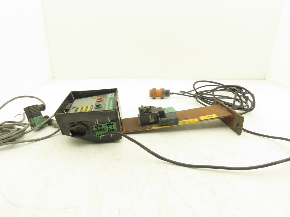 Conair UTB Universal Terminal Box Injection Molding Flow Control