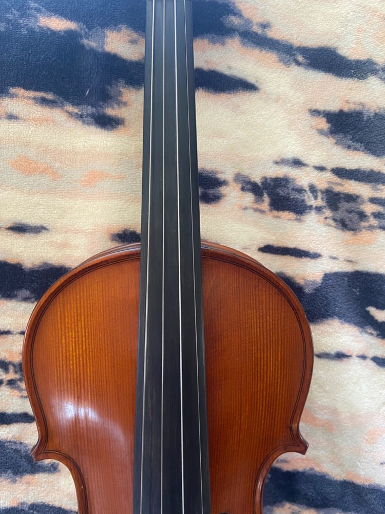 Mathias Thoma model 55-44 violin