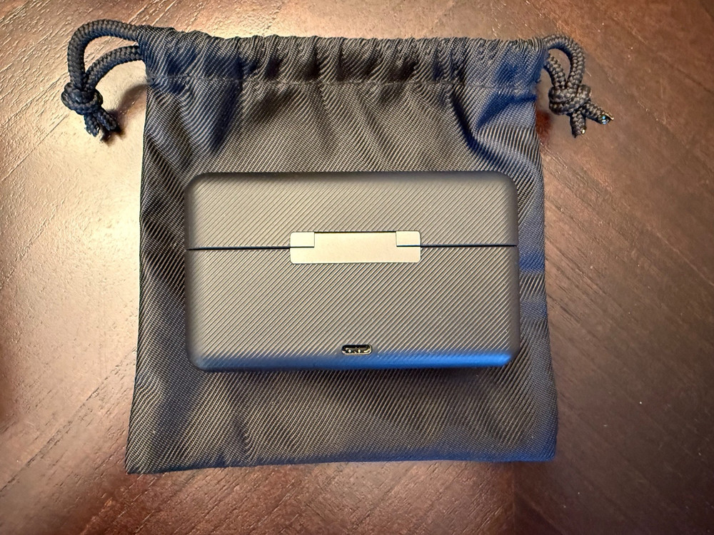 DJI MIC (2TX + 1RX) Wireless Omnidirectional Microphone System AST01