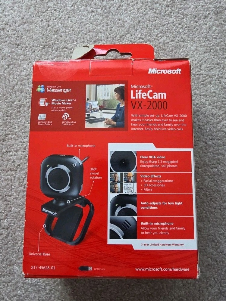 Microsoft Lifecam VX-2000 Webcam with Microphone Model 1381 NEW