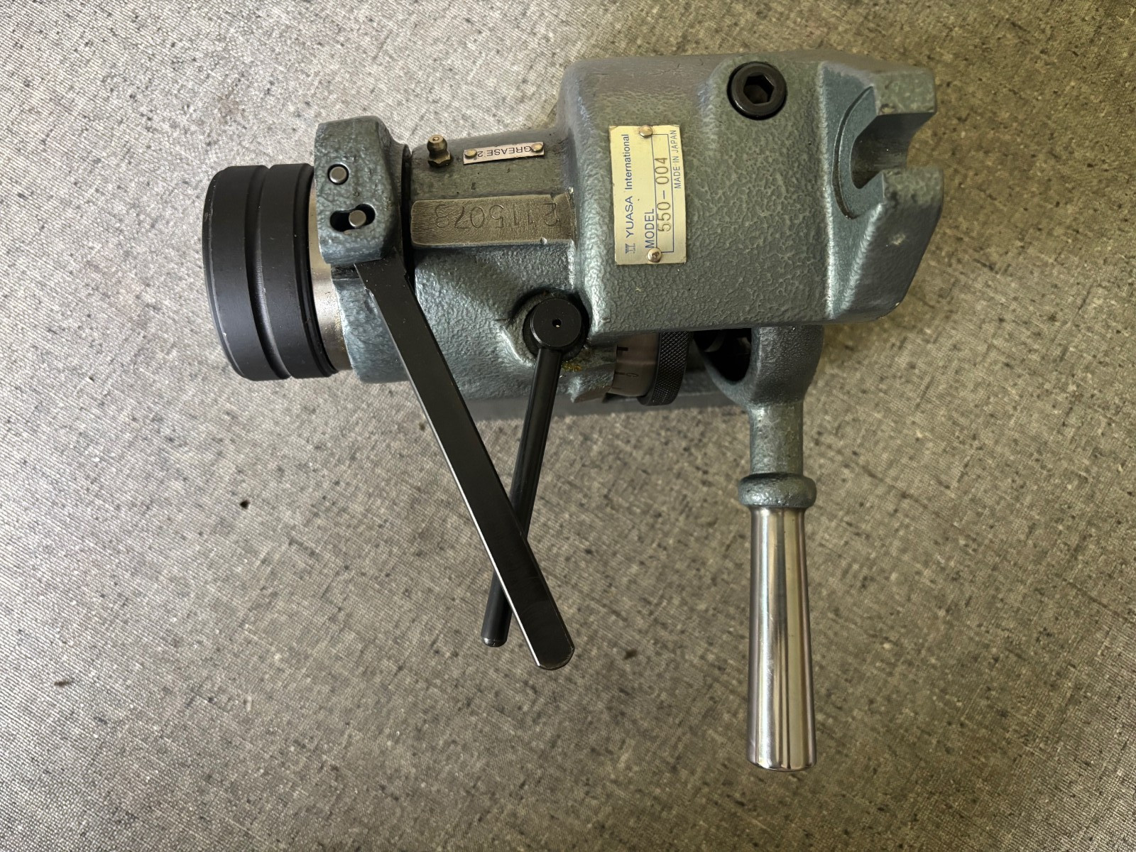 YUASA 550-004 HORIZONTAL/ VERTICAL 5C INDEXING FIXTURE 24 POSITION INDEX NICE!