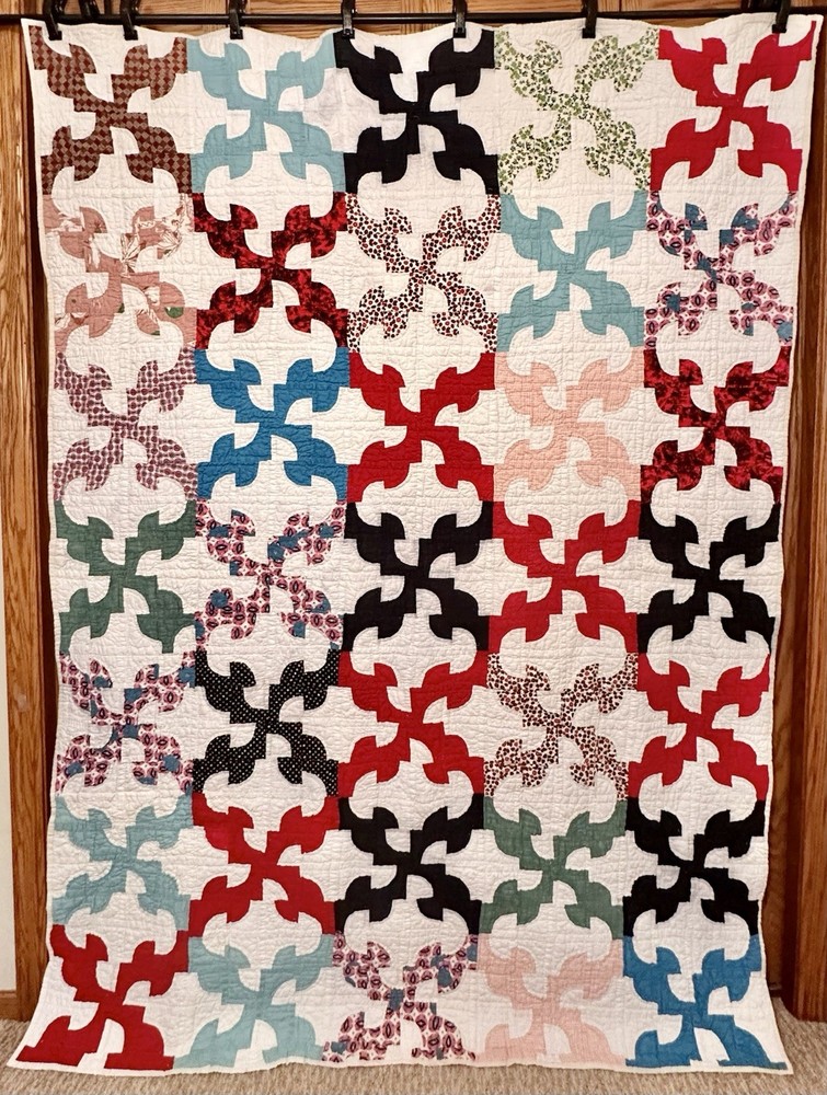 Handmade Patchwork Cotton Drunkards Path Quilt