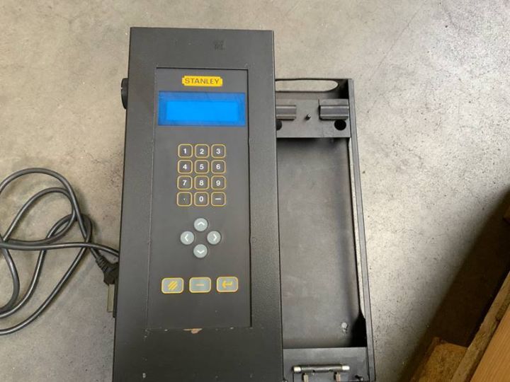 Stanley 21A100301 - Torque controller with wrench