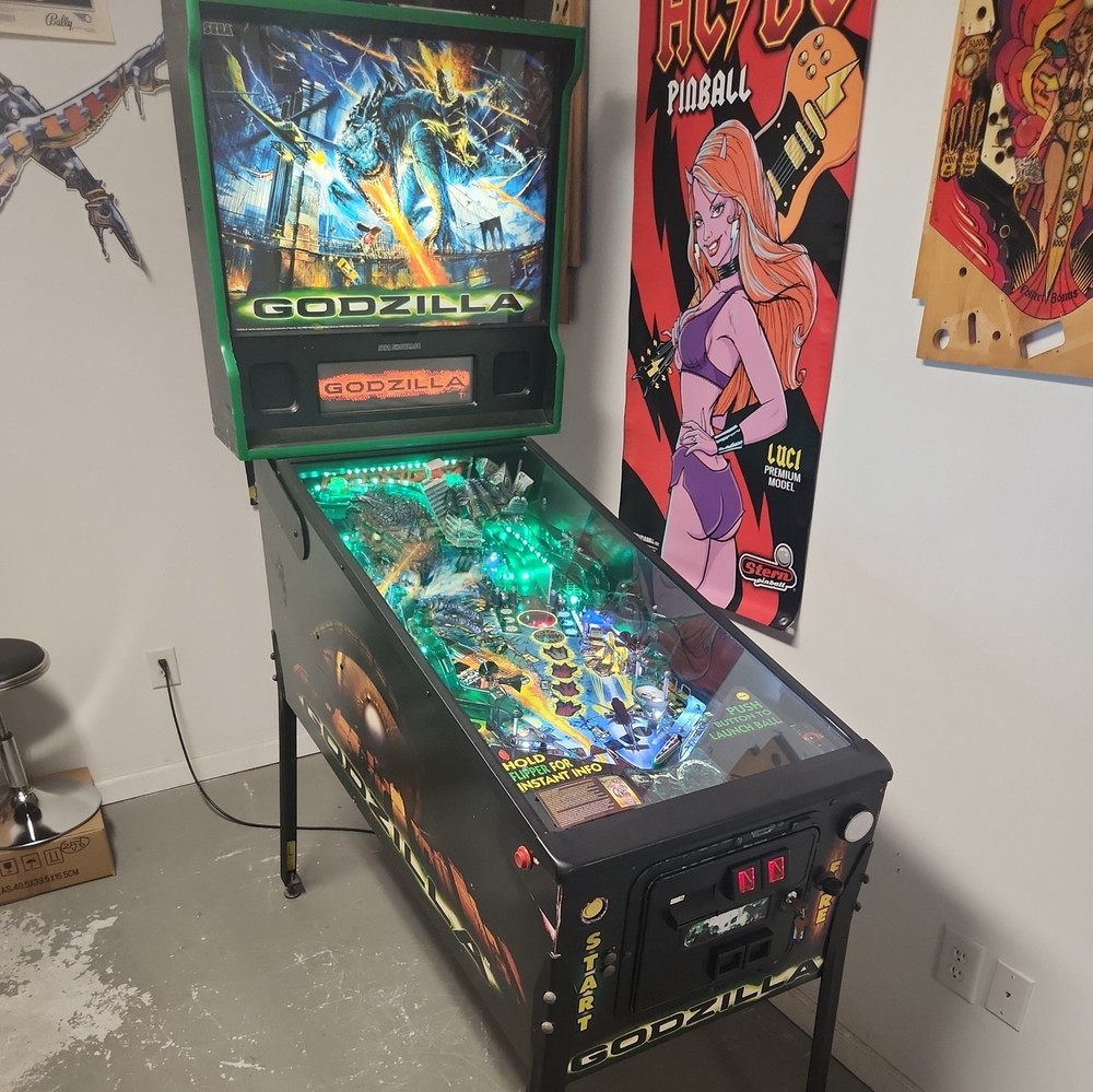Sega Godzilla Arcade Pinball Machine