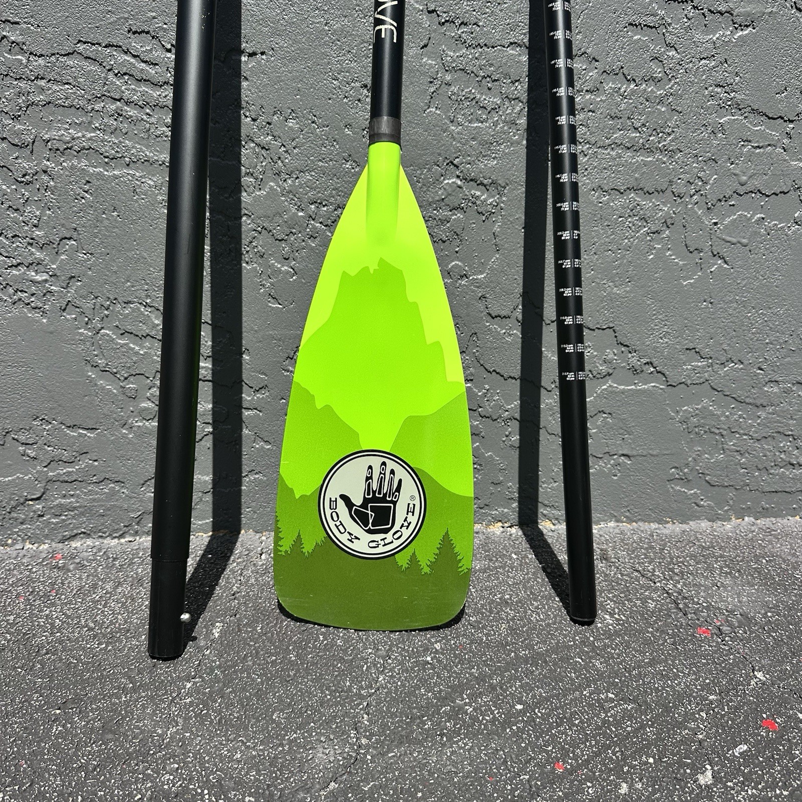 3-Piece Adjustable SUP Paddle –Lightweight, Floating Aluminum Shaft (Body Glove)