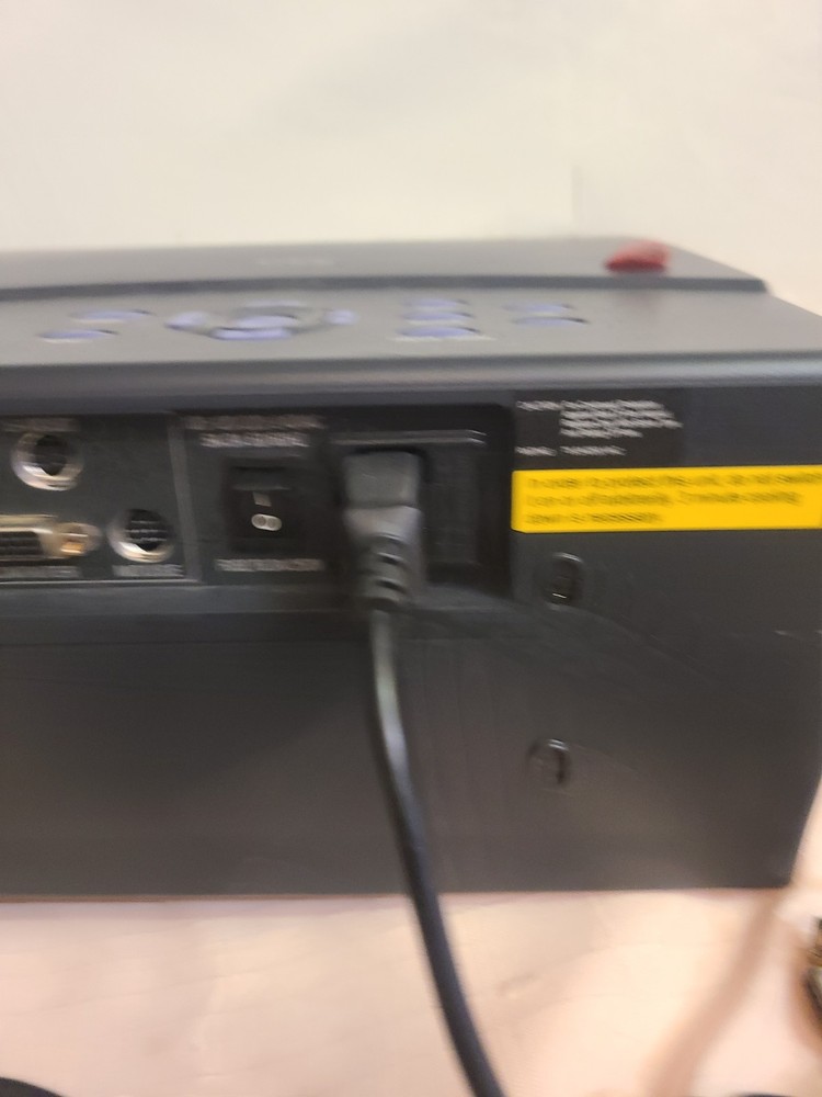 CTX EZPRO 600 Projection LCD Display With Complete Case & cables