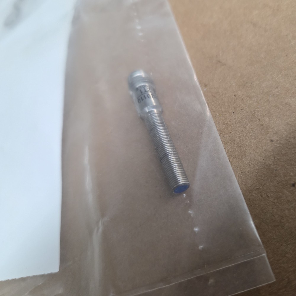 NEW Sick IM05-0B8PS-ZT1 Inductive Proximity Sensor