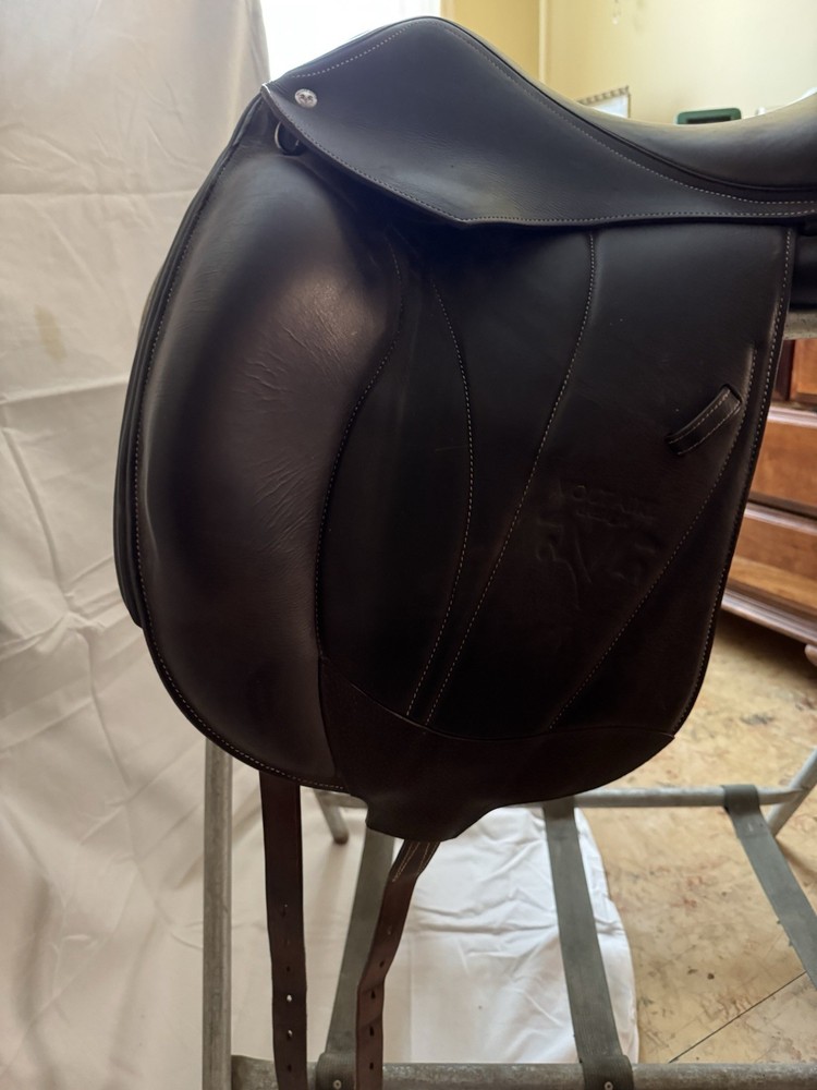 Voltaire Dreassage Saddle 17.5 Medium