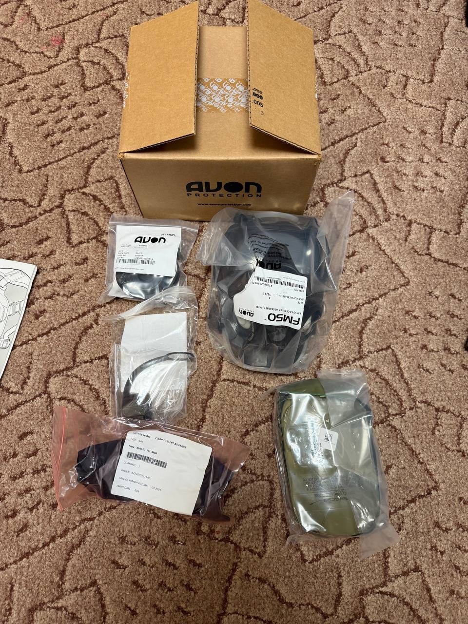 Avon FM50 Gas Mask Respirator Full Face NBC CBRN New Sealed Size L Kit