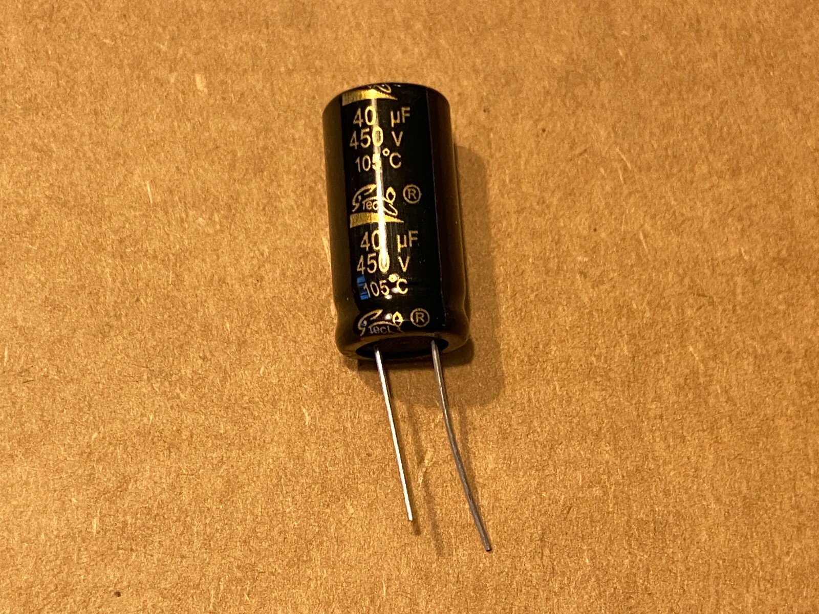 New 450v Radial Capacitors 4.7 10 16 22 33 40 47 68 100 uf Tube Amp Radio Repair