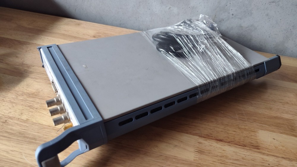 ROHDE & SCHWARZ SFC COMPACT MODULATOR