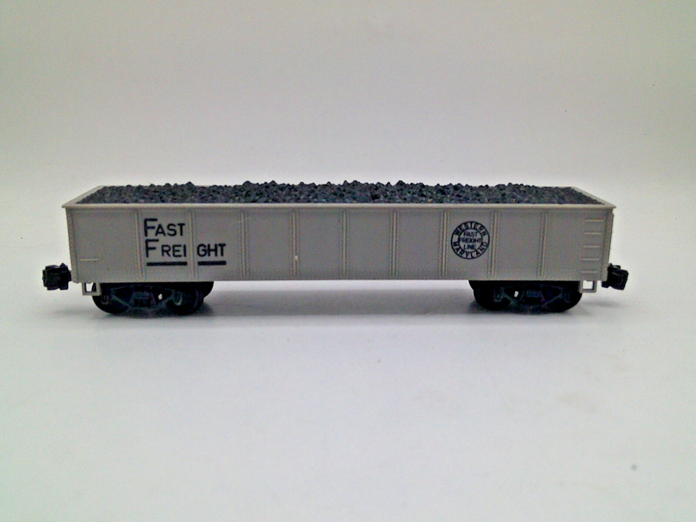 MARX H-O ELECTRIC TRAIN with TRACKS - WITHOUT REMOTE CONTROL - In Original Box