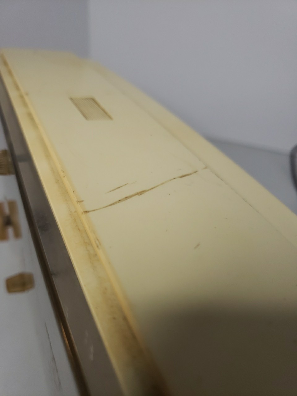 Vintage, Mid Century, 1961 Silvertone 2034 Clock & AM Radio, w/ Alarm, Untested