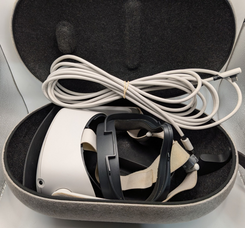 Meta Oculus Quest 2 128GB-VR Headset Headset ONLY No Controllers w/Case Pls Read
